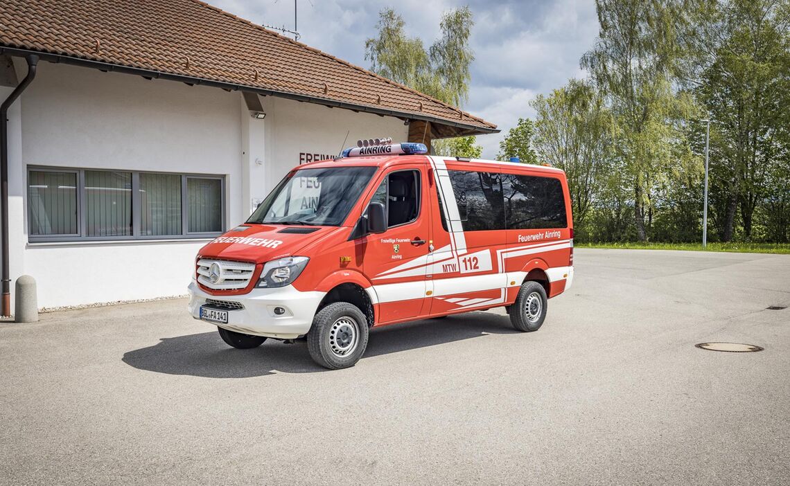 Feuerwehr Mannschaftstransportwagen