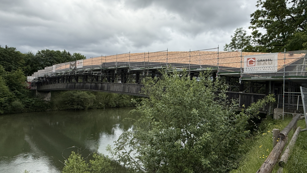 Ger&uuml;st an der Hammerauer Br&uuml;cke